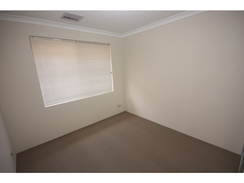 30 Billing Way, Caversham WA 6055