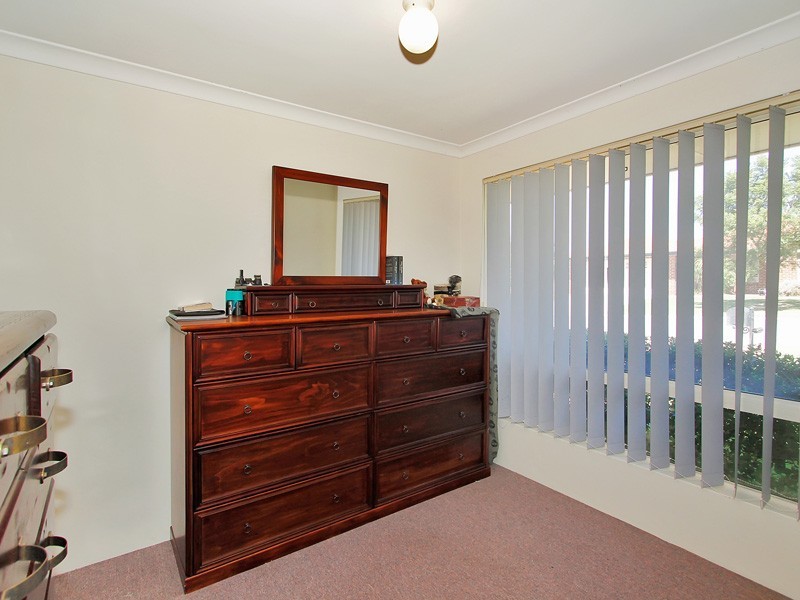 12 Woodview Retreat, Caversham WA 6055