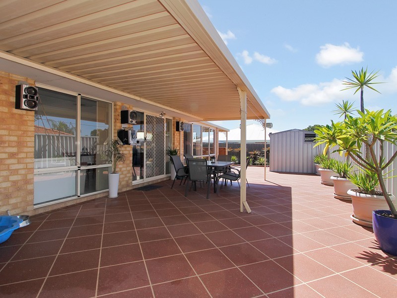 12 Woodview Retreat, Caversham WA 6055