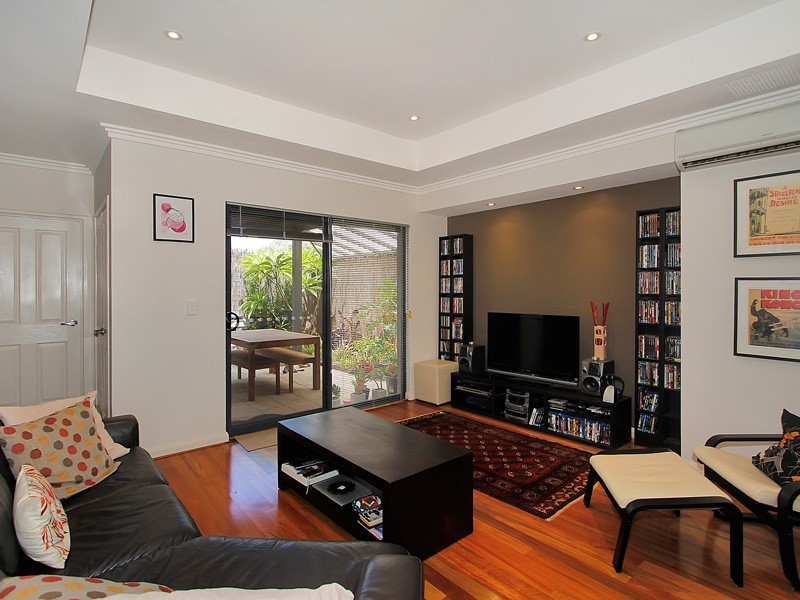 15c Almurta Street, Nollamara WA 6061