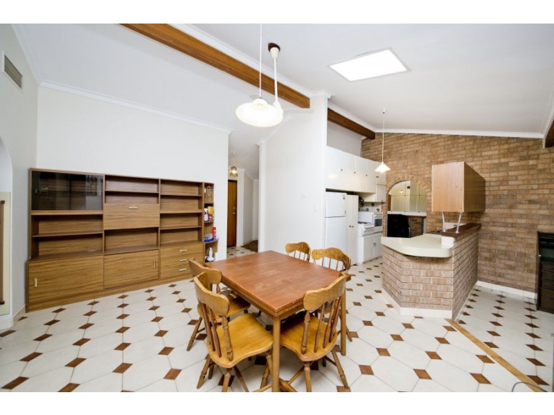 54 Gibson Way, Beechboro WA 6063