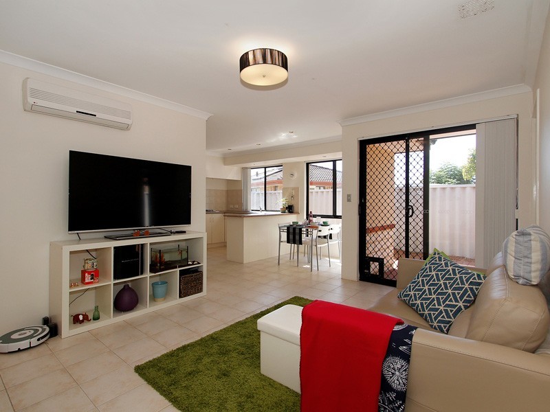 37d Renou Street, Queens Park WA 6107