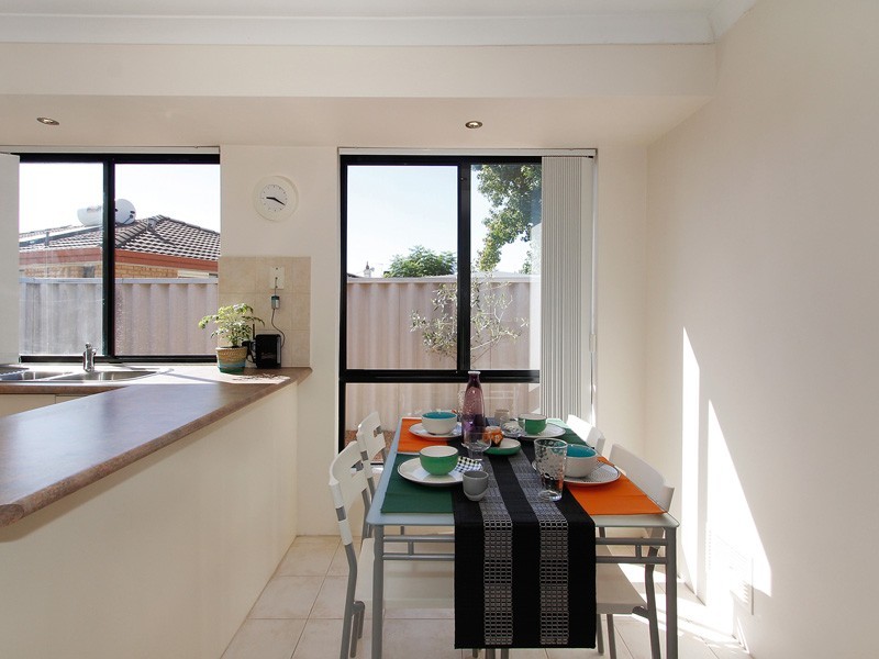 37d Renou Street, Queens Park WA 6107