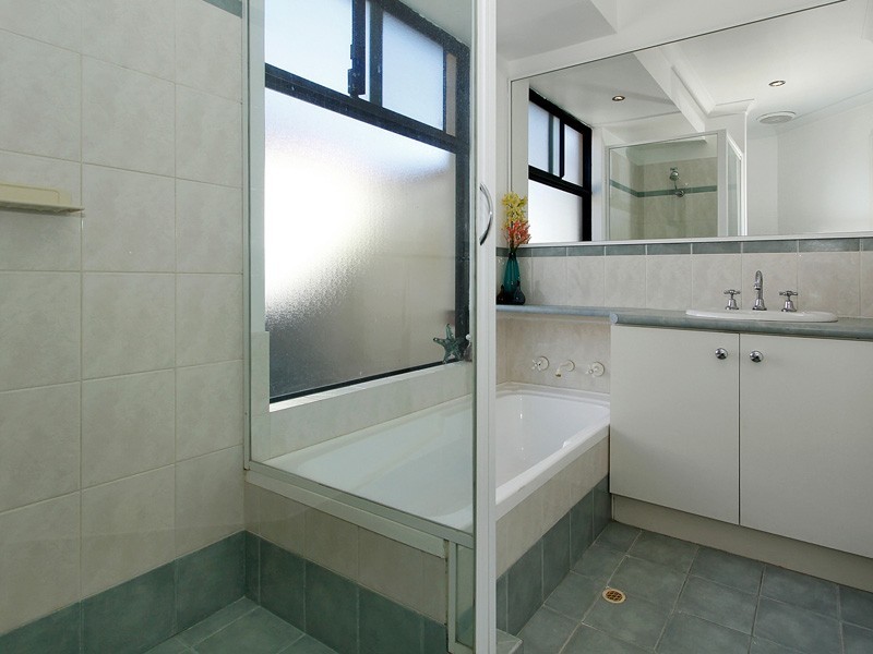 37d Renou Street, Queens Park WA 6107