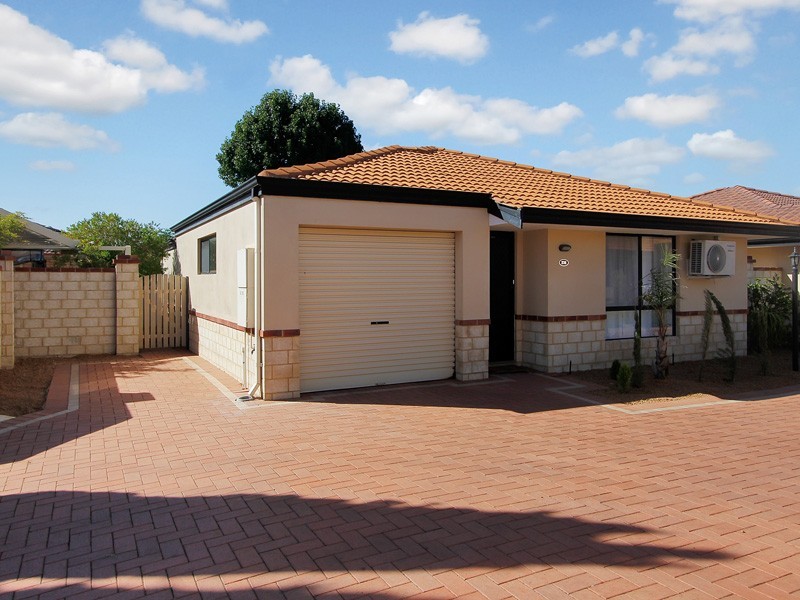 37d Renou Street, Queens Park WA 6107