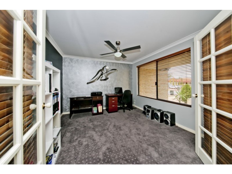 7 St Quentin Parkway, Alexander Heights WA 6064