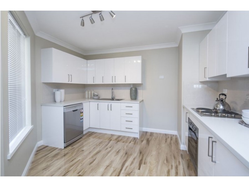 2 Friday Corner, Swan View WA 6056