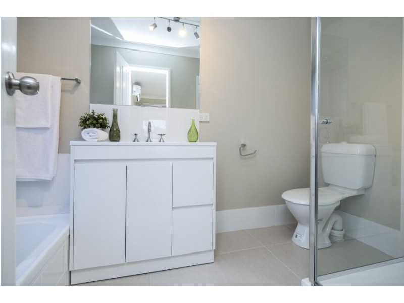 2 Friday Corner, Swan View WA 6056