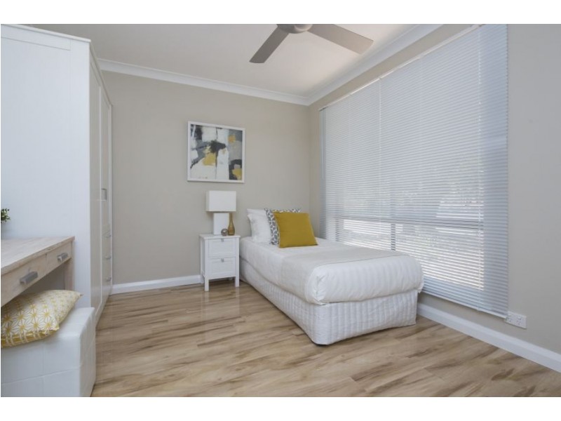 2 Friday Corner, Swan View WA 6056