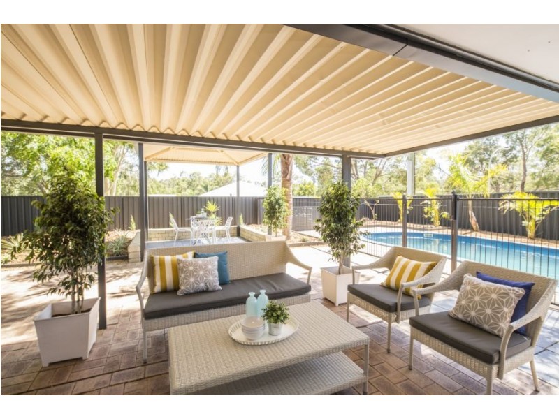 2 Friday Corner, Swan View WA 6056