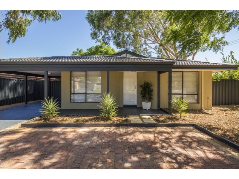 2 Friday Corner, Swan View WA 6056
