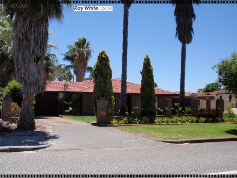 70 Freeland Way, Eden Hill WA 6054