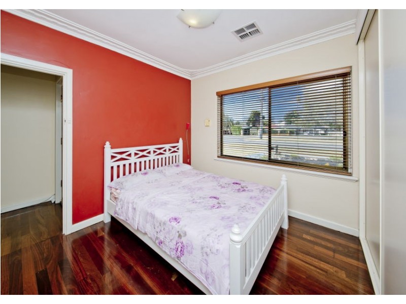 129 Wellington Road, Dianella WA 6059