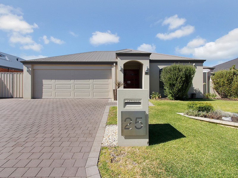 25 Bletchley Parkway, Southern River WA 6110