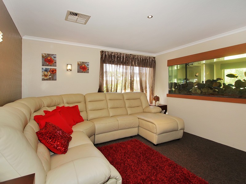 25 Bletchley Parkway, Southern River WA 6110