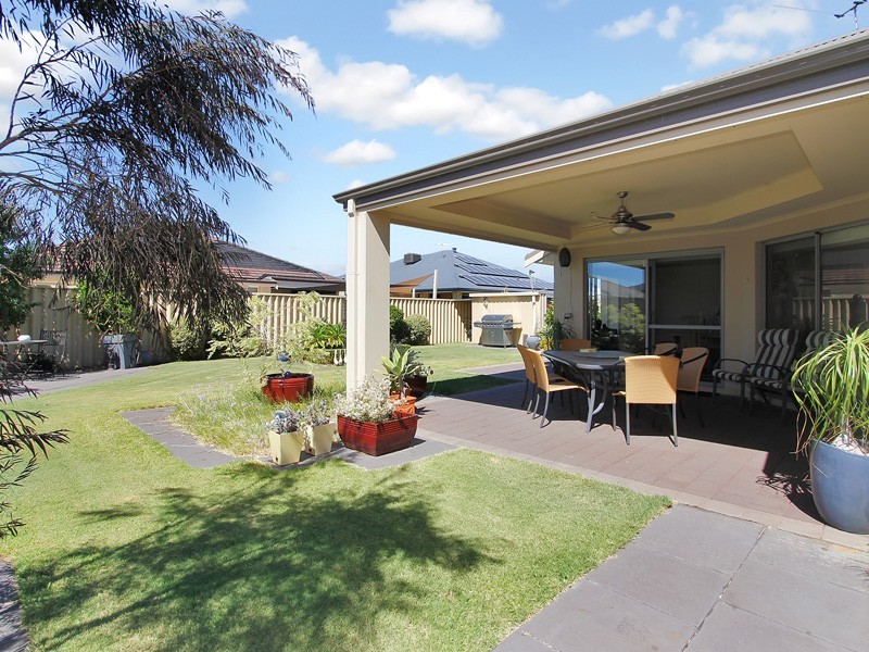 25 Bletchley Parkway, Southern River WA 6110