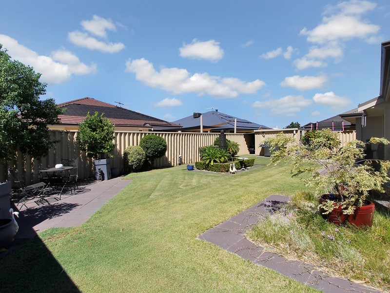 25 Bletchley Parkway, Southern River WA 6110