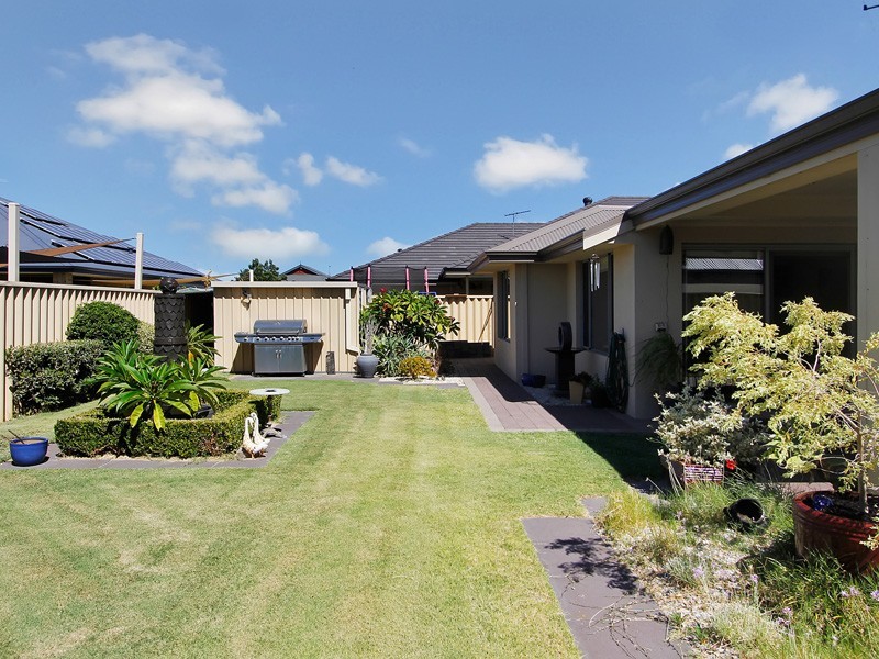 25 Bletchley Parkway, Southern River WA 6110