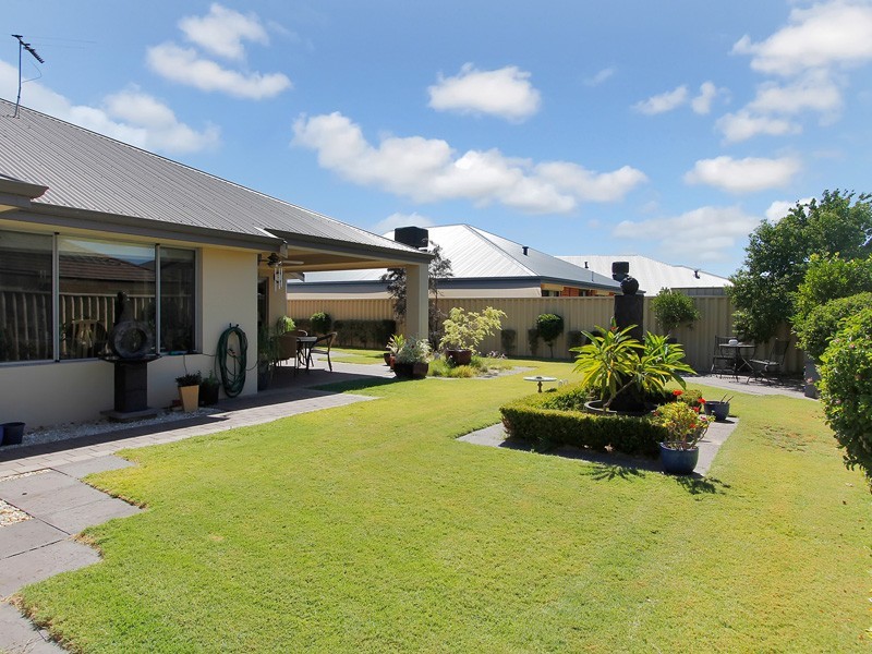 25 Bletchley Parkway, Southern River WA 6110