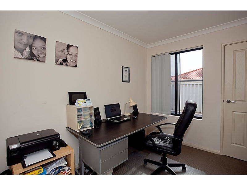 17B Maroog Way, Nollamara WA 6061
