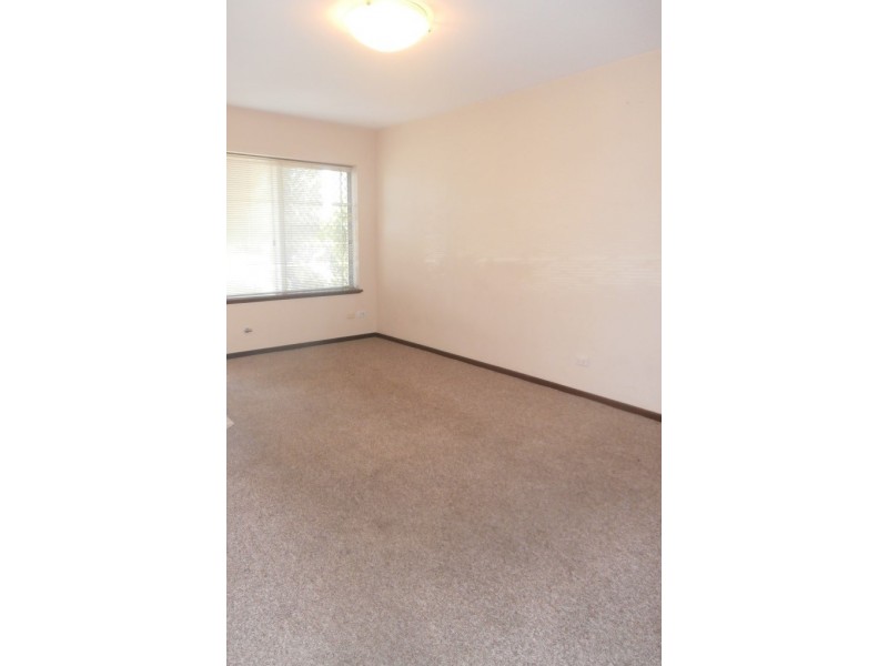 2/25 Falkirk Avenue, Maylands WA 6051