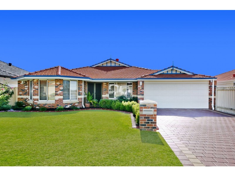 6 Hotham Crescent, Alexander Heights WA 6064