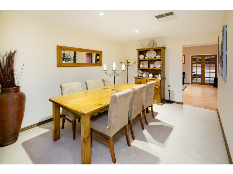 6 Hotham Crescent, Alexander Heights WA 6064