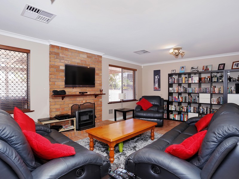 6 Yukon Place, Beechboro WA 6063