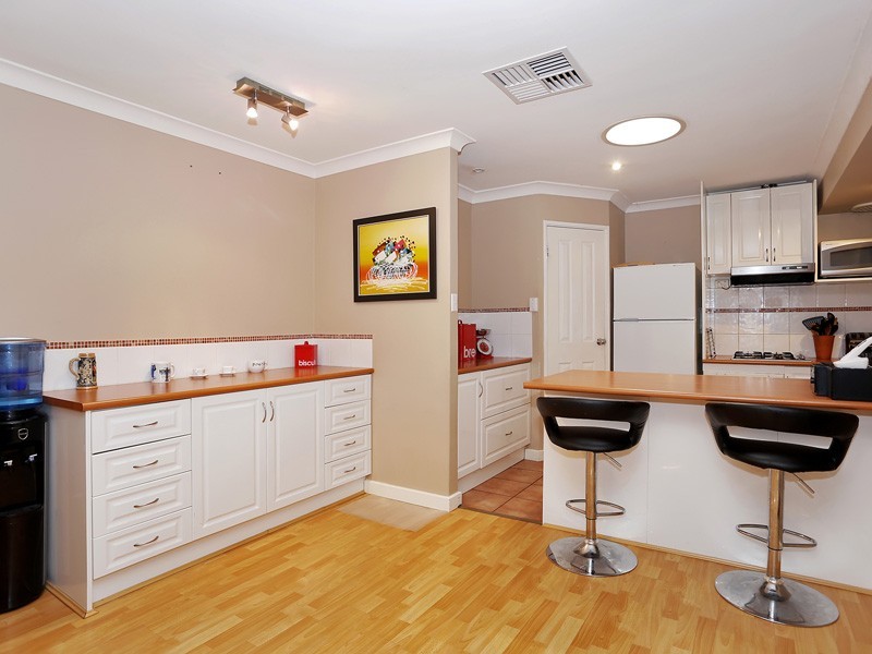 6 Yukon Place, Beechboro WA 6063