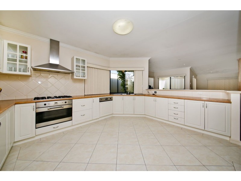 8 Ardath Court, Dianella WA 6059