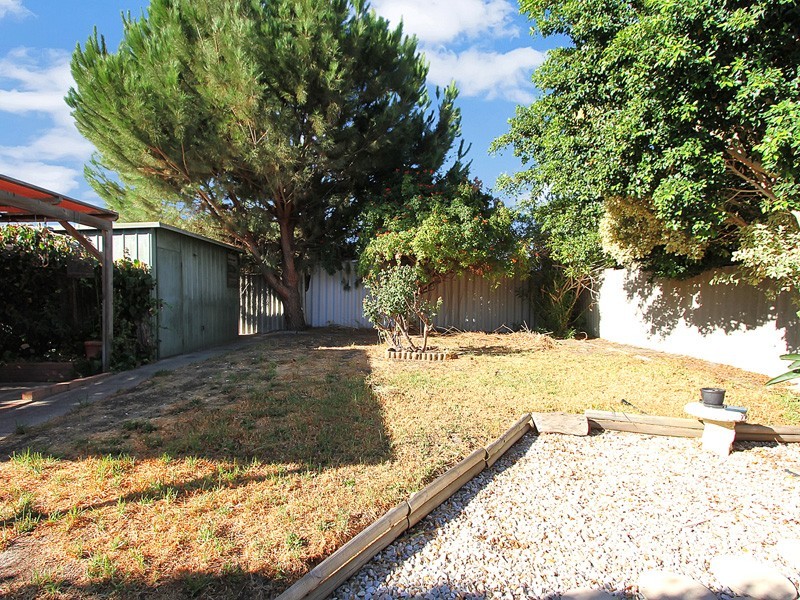 9b McLachlan Way, Belmont WA 6104