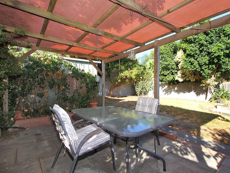 9b McLachlan Way, Belmont WA 6104