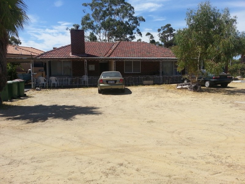 1 Dixon Street, Embleton WA 6062