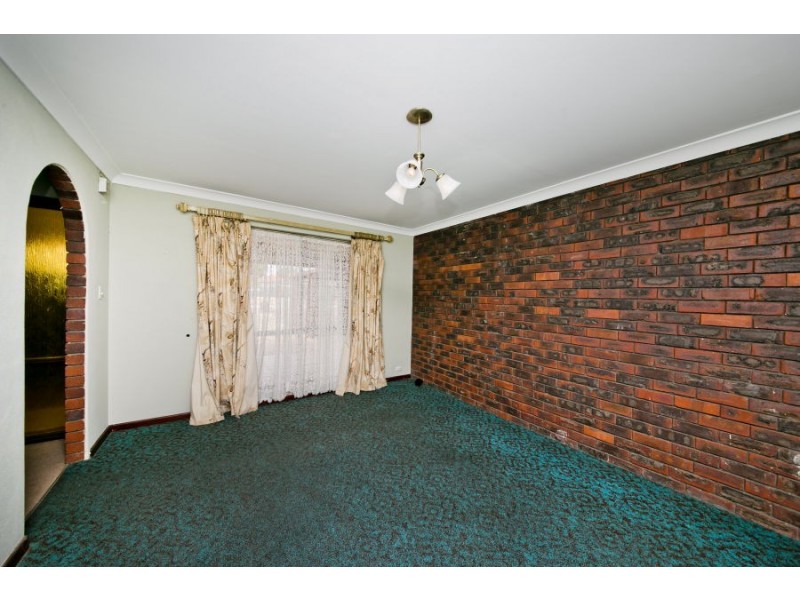 2a Robinson Road, Eden Hill WA 6054