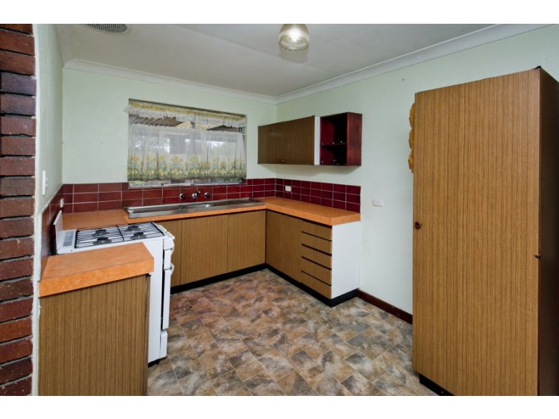 2a Robinson Road, Eden Hill WA 6054