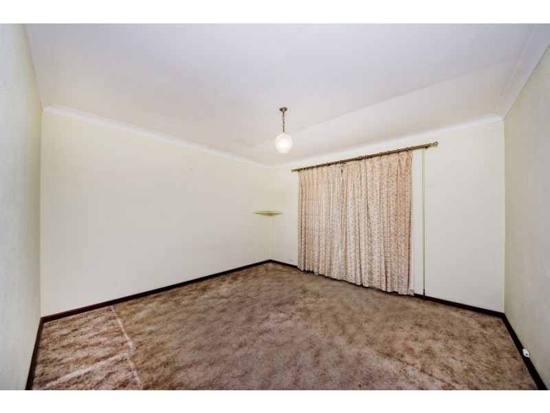 2a Robinson Road, Eden Hill WA 6054