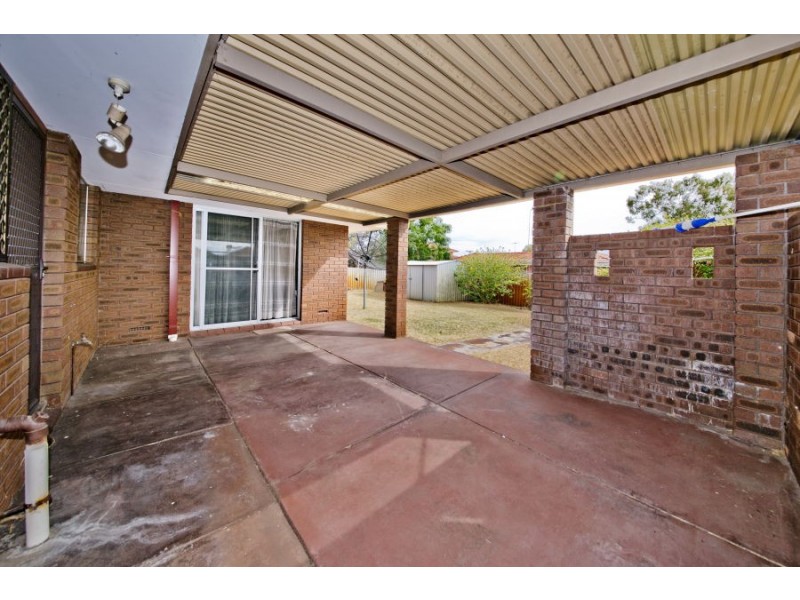 2a Robinson Road, Eden Hill WA 6054