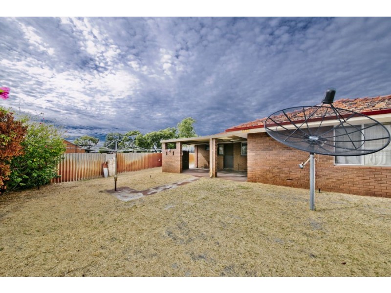 2a Robinson Road, Eden Hill WA 6054