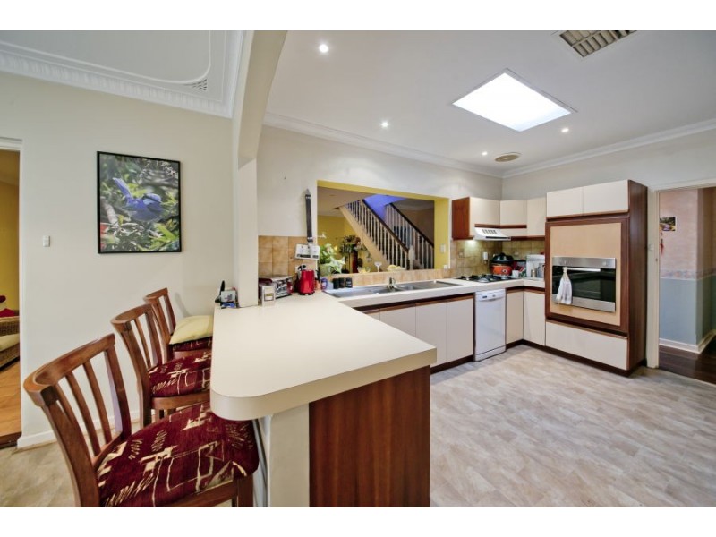 8 Beaman Street, Dianella WA 6059