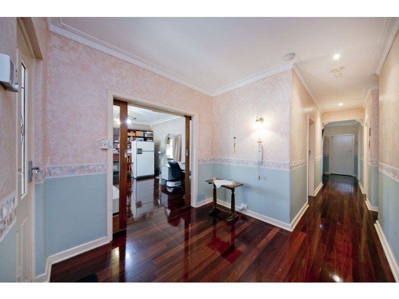 8 Beaman Street, Dianella WA 6059