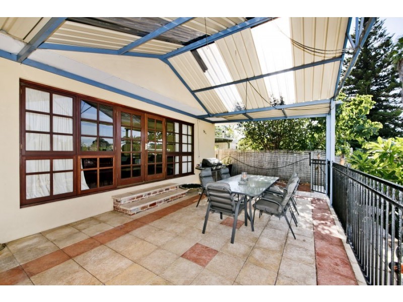 8 Beaman Street, Dianella WA 6059