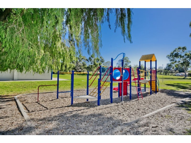 8 Beaman Street, Dianella WA 6059