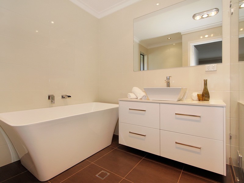 11 Illyarrie Place, Willetton WA 6155