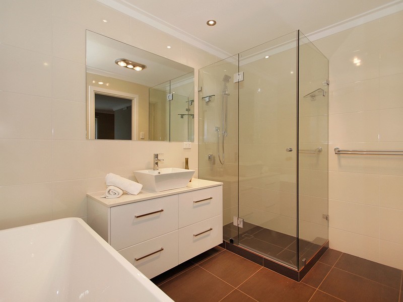 11 Illyarrie Place, Willetton WA 6155