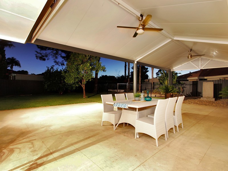 11 Illyarrie Place, Willetton WA 6155