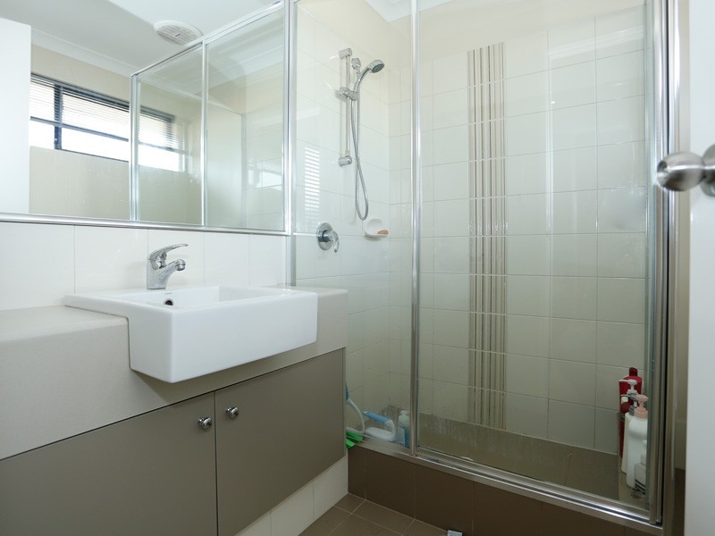 69 Yellowwood Avenue, Piara Waters WA 6112