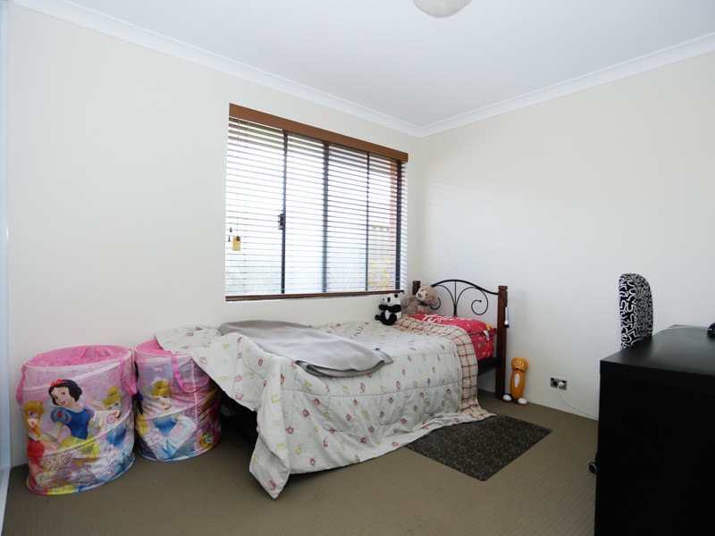 69 Yellowwood Avenue, Piara Waters WA 6112