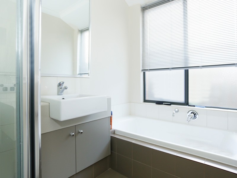 69 Yellowwood Avenue, Piara Waters WA 6112