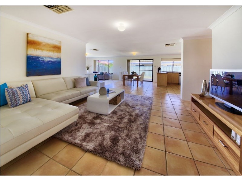 24 Althorpe Crescent, Port Kennedy WA 6172