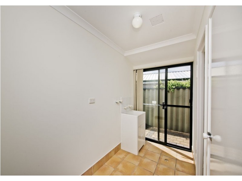 24 Althorpe Crescent, Port Kennedy WA 6172